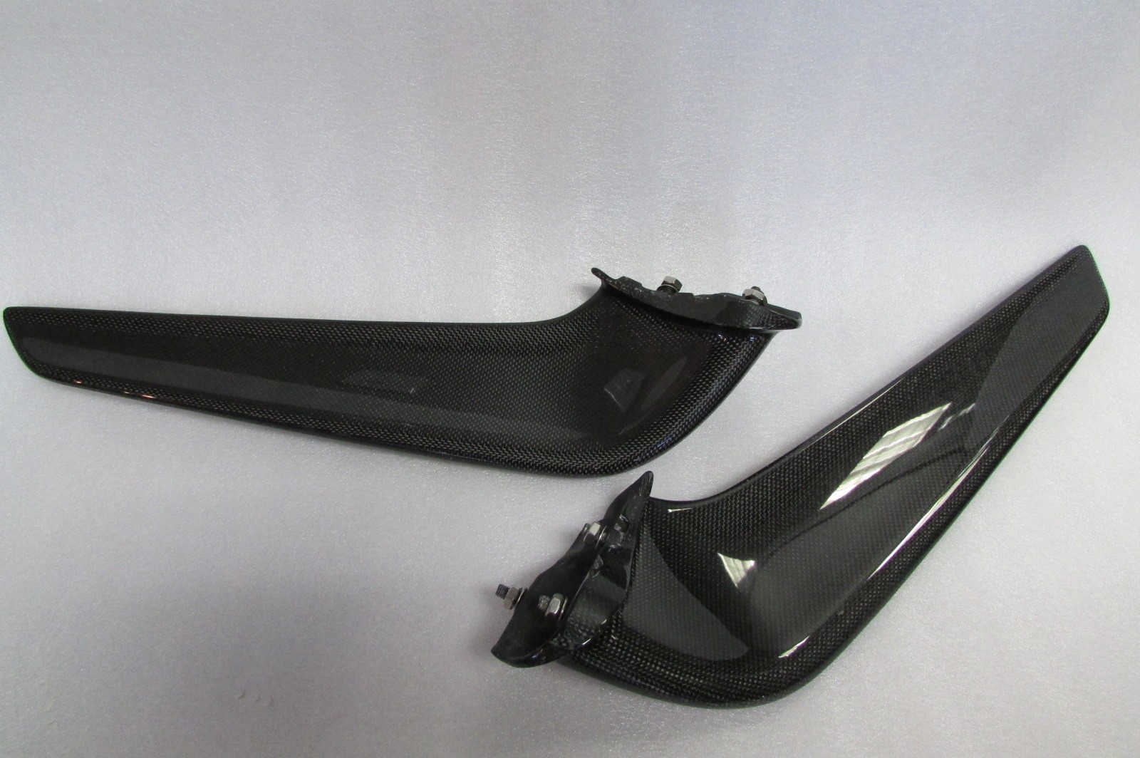 Ferrari 458 Italia Front Bumper Diffuser Wing, Carbon Fiber, 1x1 Weave Pattern