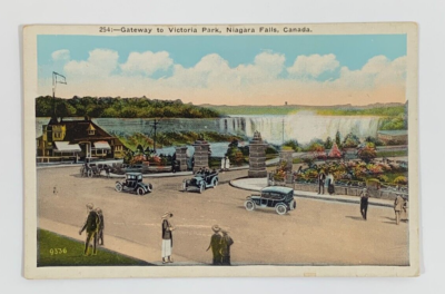 #ad Gateway to Victoria Park Niagara Falls Canada Postcard Unposted $2.24
