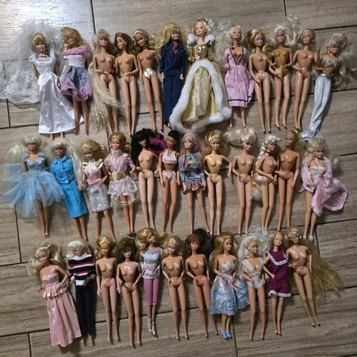 HUGE Vintage 1960s-1990s Lot Of 35 Barbie Dolls Clothed And Nude 2 Steffie Face