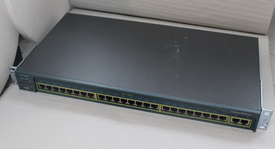 CISCO  Catalyst 2950 series  WS-C2950T-24  24-Port 10/100