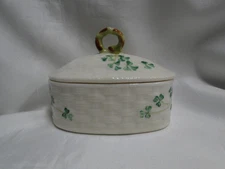 Belleek Shamrock, Ireland: Trinket Box w/ Lid, 3 3/4 Long