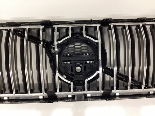 19-23 Volvo S60 Upper Grille Assembly w/ Surround View 32365015 - Picture 3 of 12