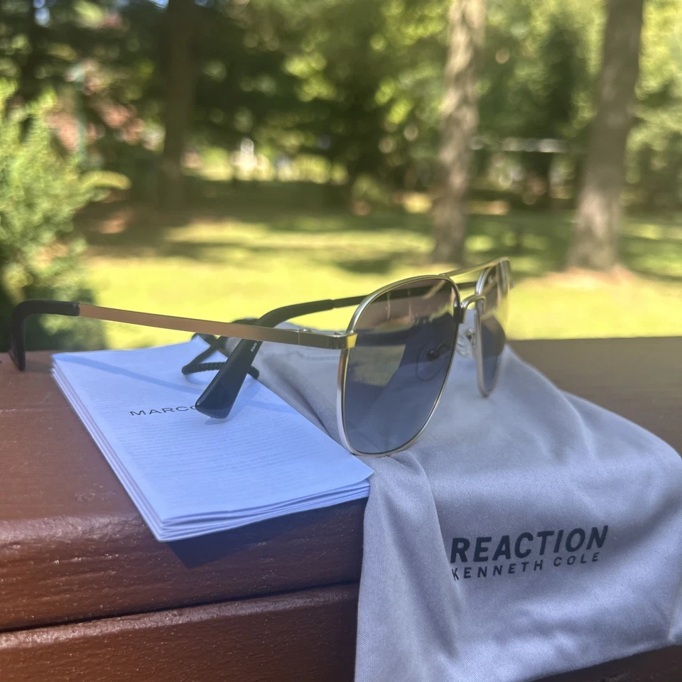 Gafas de sol para mujer Kenneth Cole Reaction nuevas KC2837 32B azul marino/gris. Foto 2 de 4