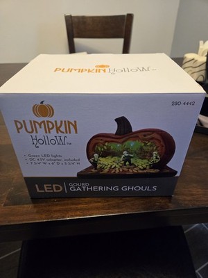 Pumpkin Hollow - Gourd Gathering Ghouls - LED - Halloween - Mint Condition 