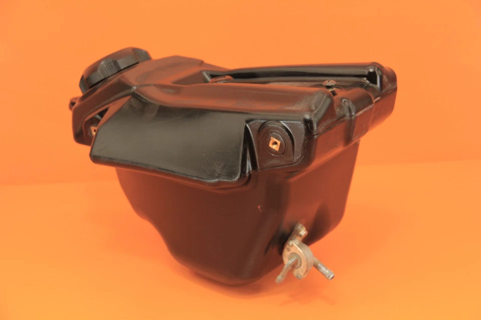 07-09 RMZ250 RMZ 2008 OEM tanque de gasolina pila de combustible tapa de bote de gasolina montaje de válvula Foto 3 de 4