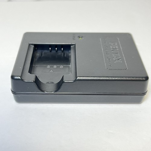 Genuine OEM Pentax D-BC78 Battery Charger - Photo 6 sur 10