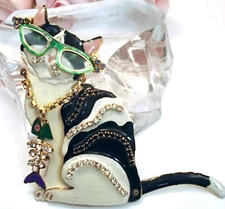 Vintage Lunch at the Ritz Kitty Cat Brooch pendant