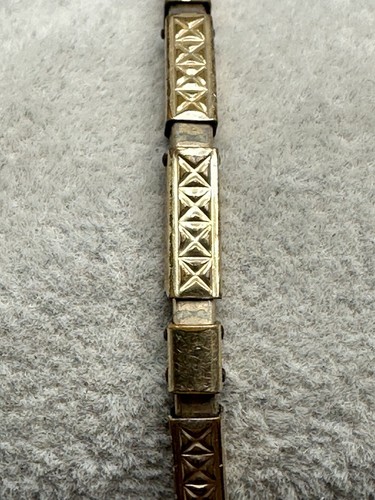 Bulova Gold Plated Vintage Ladies Watch Manual Wind Works 16MM 5.5" Swiss D64 - Picture 5 of 10