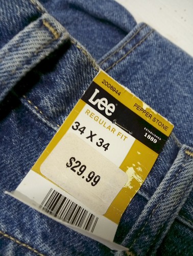 Lee Men's Regular Fit Straight Leg Jeans NWT - Picture 4 of 5