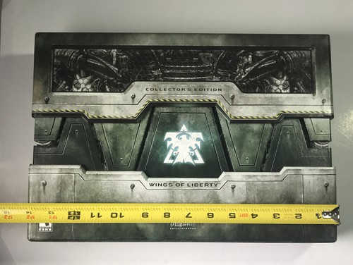 StarCraft II: Wings of Liberty Collector's Edition (Windows/Mac: Mac and PC - Picture 8 of 10