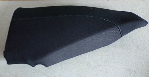 25989 2P 2007-2011 BMW 1er 116i SE OSR SITZ HINTEN FAHRERSEITE ECKSTÜCK