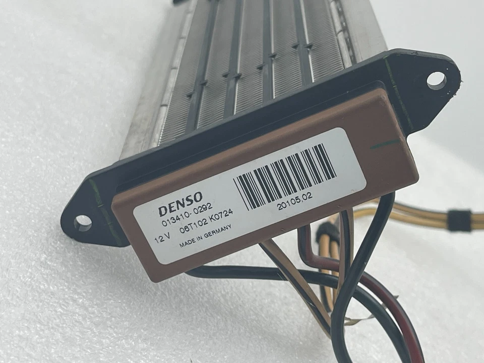 2007 Toyota Yaris Denso 013410-0292 Radiator Heater Cooling AC Foto 2 de 4