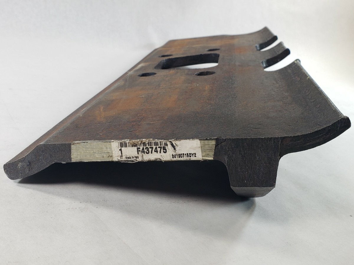 F437475 Black Excavator Single Bar Steel Pads Grouser Track F437475 Black Excavator Single Bar Steel Pads Grouser Track
