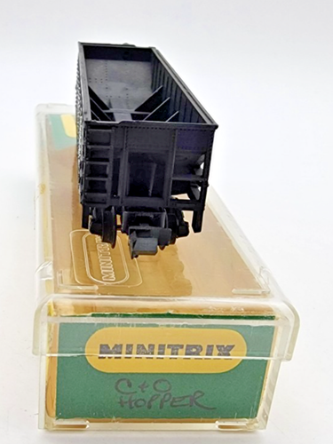 Minitrix Spur N Nr.3278 C & O Chesapeake & Ohio 4-Bay Trichter - Bild 5 von 6