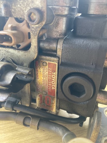 Toyota Land Cruiser J7 Colorado Hilux 4Runner 22100-5B301 2L-TE Fuel Injektion - Picture 11 of 11