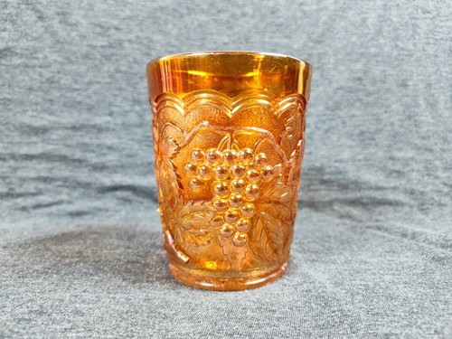 Vintage Imperial Carnival Glass Marigold Grape Pattern Tumbler Cup 4 Inches Tall - Picture 5 of 14