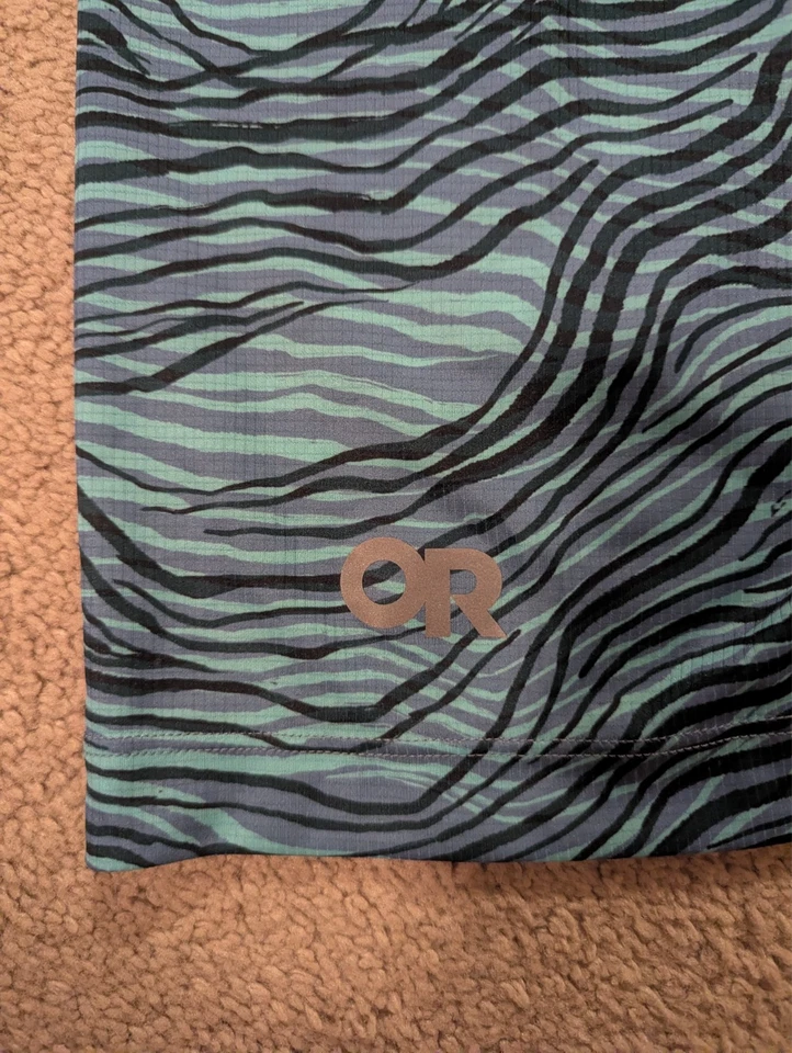 Outdoor Research Printed Echo Ubertube Neck Gaiter Ultralight - Med / Lg - 65g - Image 2 of 4