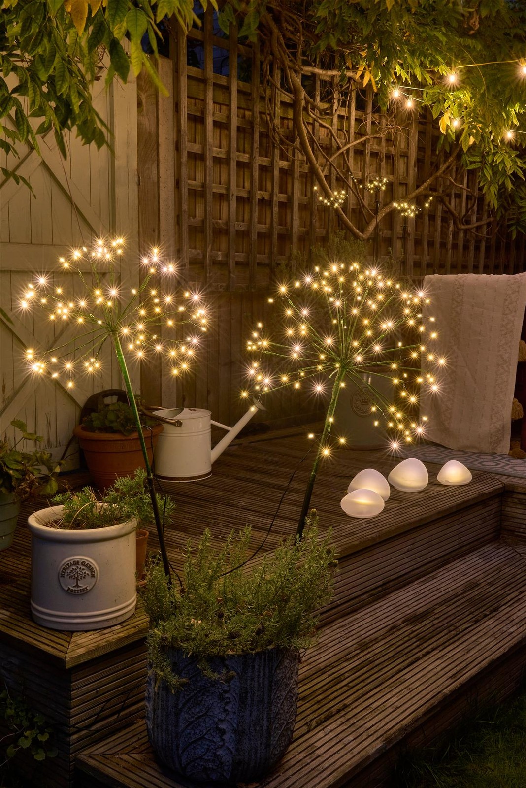 Green Dandelion Stake Light-120 LED/45cms-Sold Individually-Solar/Battery