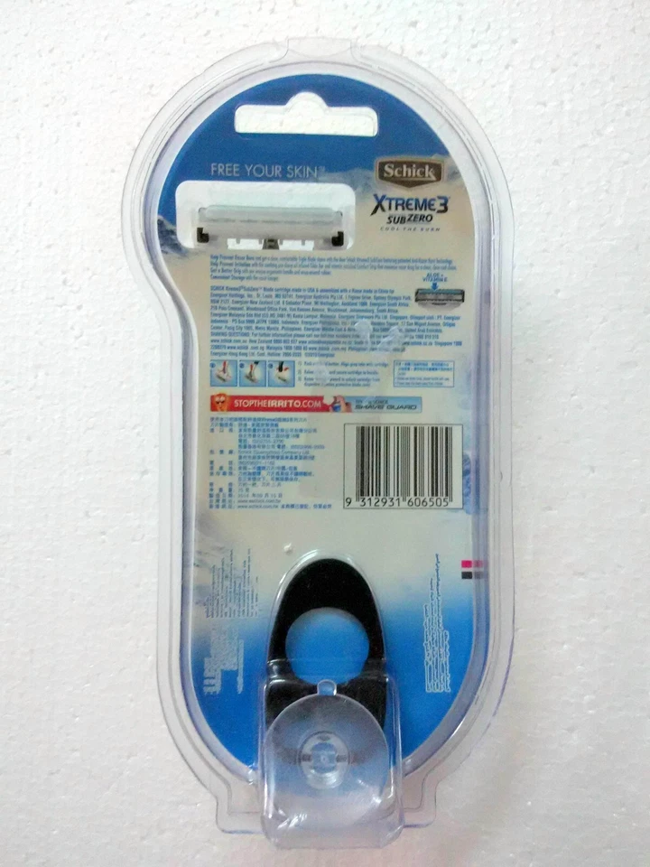Schick Xtreme3 SubZero Razor with 2 free Cartridges +1 free Razor Shower Hanger - Image 2 of 3