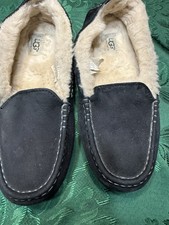 UGG Ansley Women  s Black Suede Sheepskin Moccasin Slippers US 9 EU 40