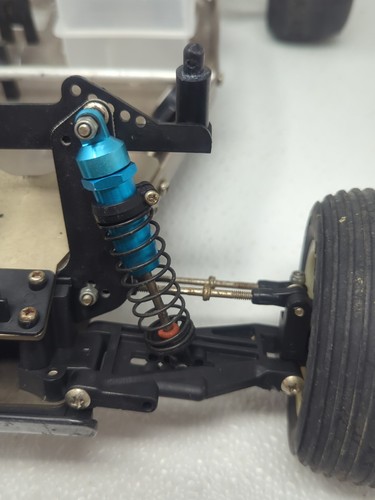 Camión de estadio vintage Traxxas 1/10 2x2 Gen 1 Nitro Hawk Pro para piezas - Imagen 6 de 19