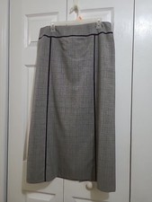 Harve Benard Vintage Womans A-Line Skirt Size 16-100 Pure Wool-Nice