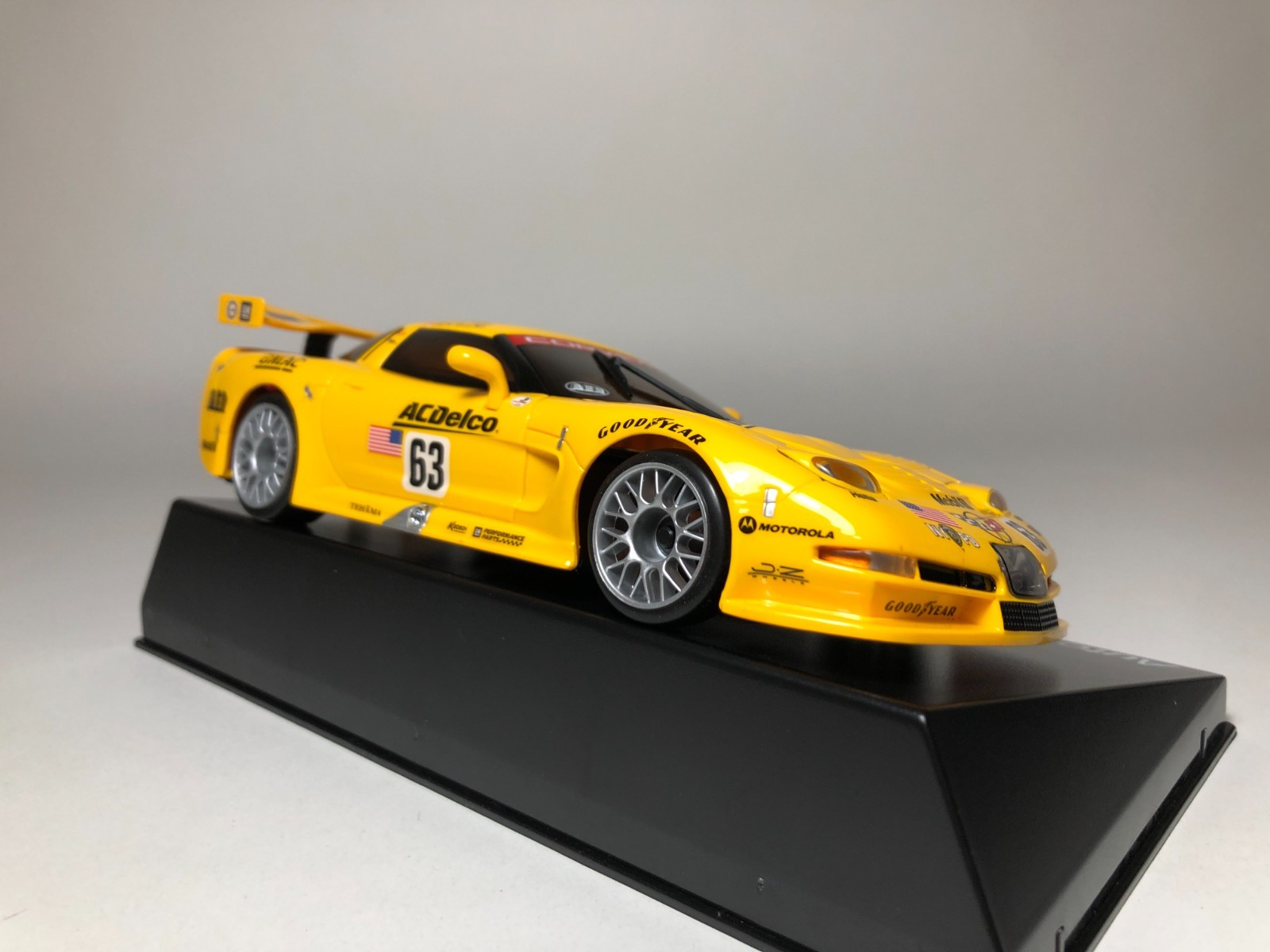 Picture 18 of 24
