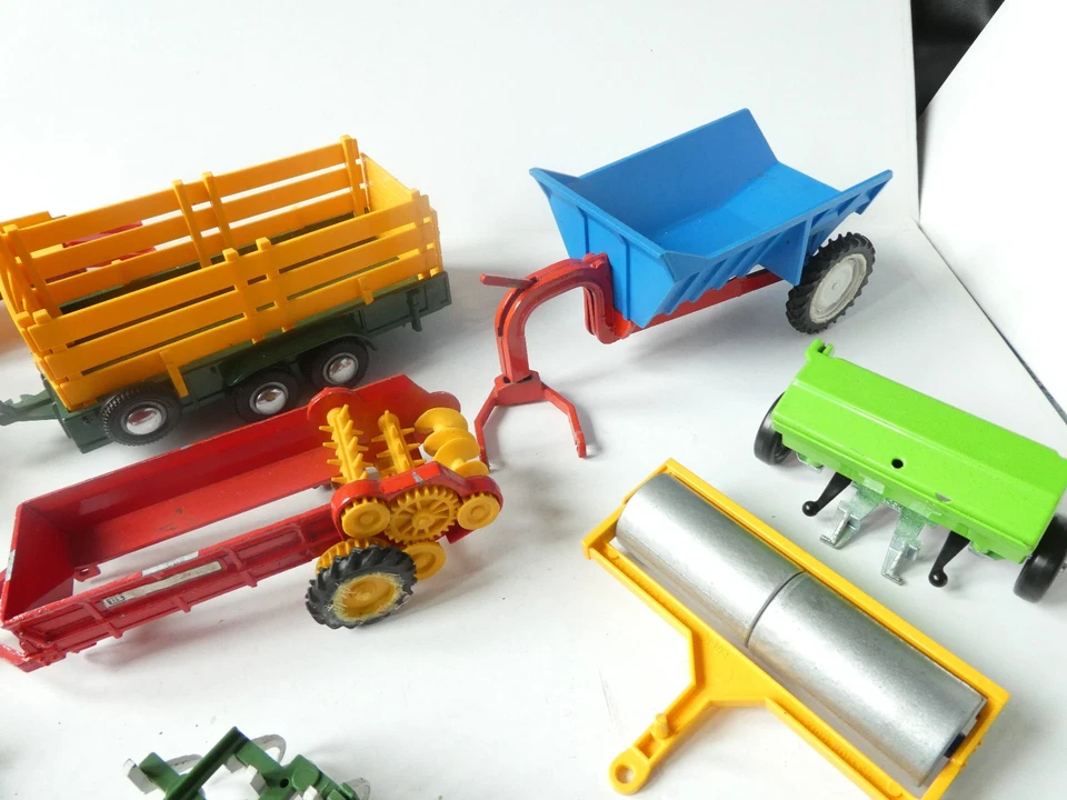 BRITAINS SIKU - LOT OUTILS DE TRACTEURS - Photo 4/4