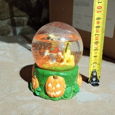 vintage BOULE A NEIGE snow globe DISNEY - Halloween Citrouille - MICKEY & PLUTO