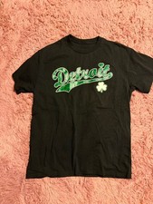 Detroit green Glitter Shamrock tee
