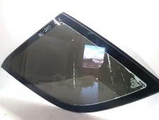 MERCEDES-BENZ M W163 Kleines Seitenfenster hinten links 2.70 Diesel 28426518 MERCEDES-BENZ M W163 Kleines Seitenfenster hinten links 2.70 Diesel 28426518