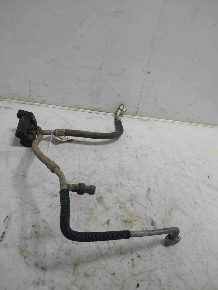 Silverado Sierra 1500 1999-2002 manguera de descarga de aire acondicionado 8 cilindros solo genuina 19213203 Foto 2 de 2