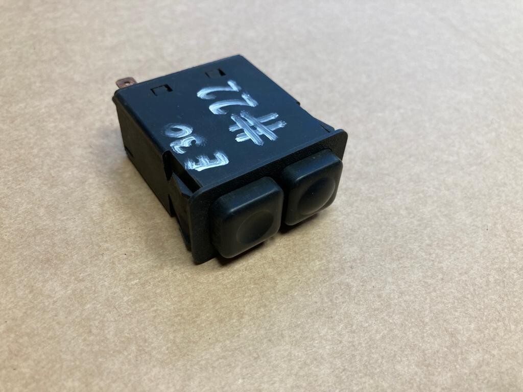 BMW E30 E28 OEM EURO FRONT REAR FOG LIGHT LAMP SWITCH 1380312 
