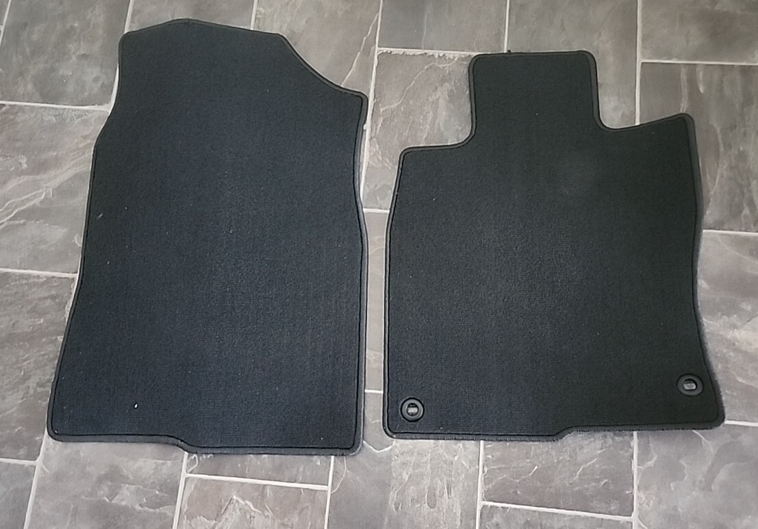 New Genuine 201621 Honda Civic Carpet Floor Mats Front Mats Only OEM