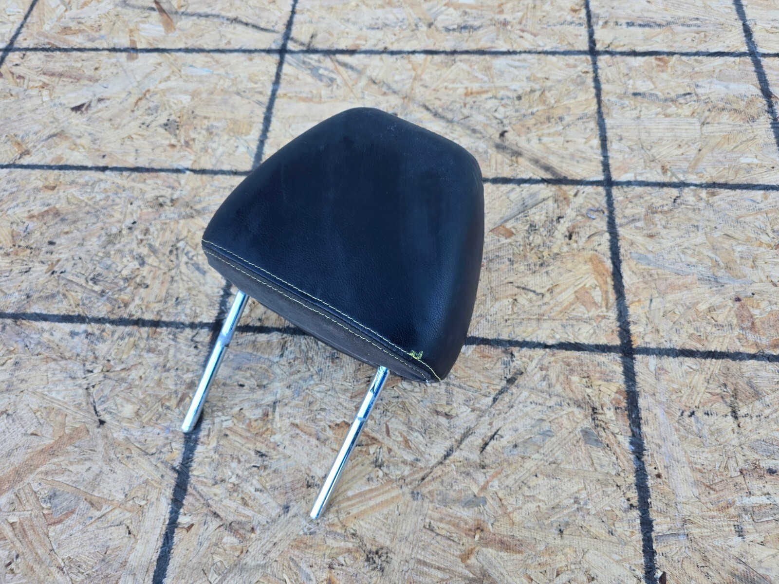 REAR SEAT HEADREST ASSEMBLY 58k 08-12 MASERATI GRANTURISMO 4.2L M145
