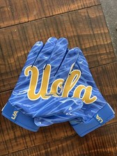 Guantes de fútbol americano Under Armour exclusivos emitidos por el equipo UCLA azules y dorados L