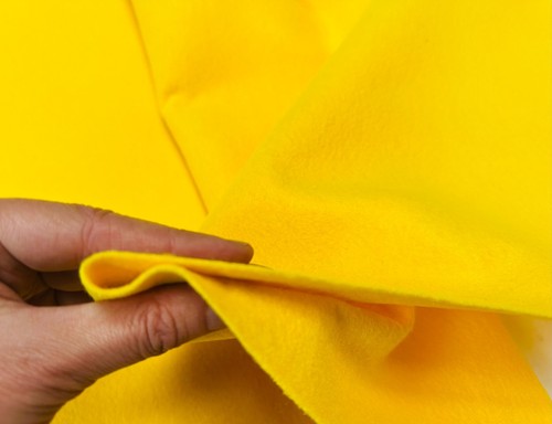 FELT FABRIC Material Craft Plain Colours Polyester 102cm Wide YELLOW - Picture 2 of 5