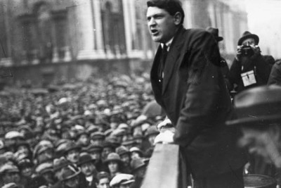 Michael Collins spricht eine Wahlversammlung 1921 Irland 4x6 Foto