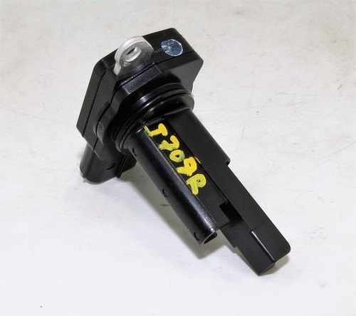 22204-0V020 Toyota Auris Yaris Lexus IS Genuine Denso Mass Air Flow Sensor - Picture 2 of 7