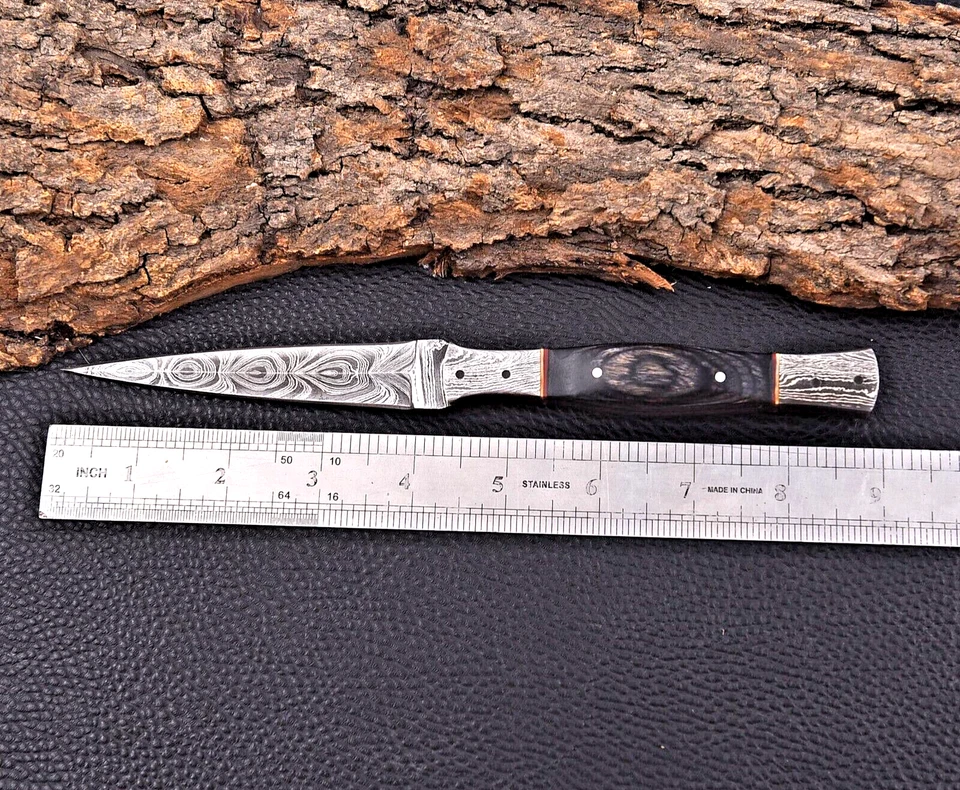 Cuchillo de bota de caza de hoja fija de acero Damasco forjado a mano hecho a medida 2841 Foto 3 de 4