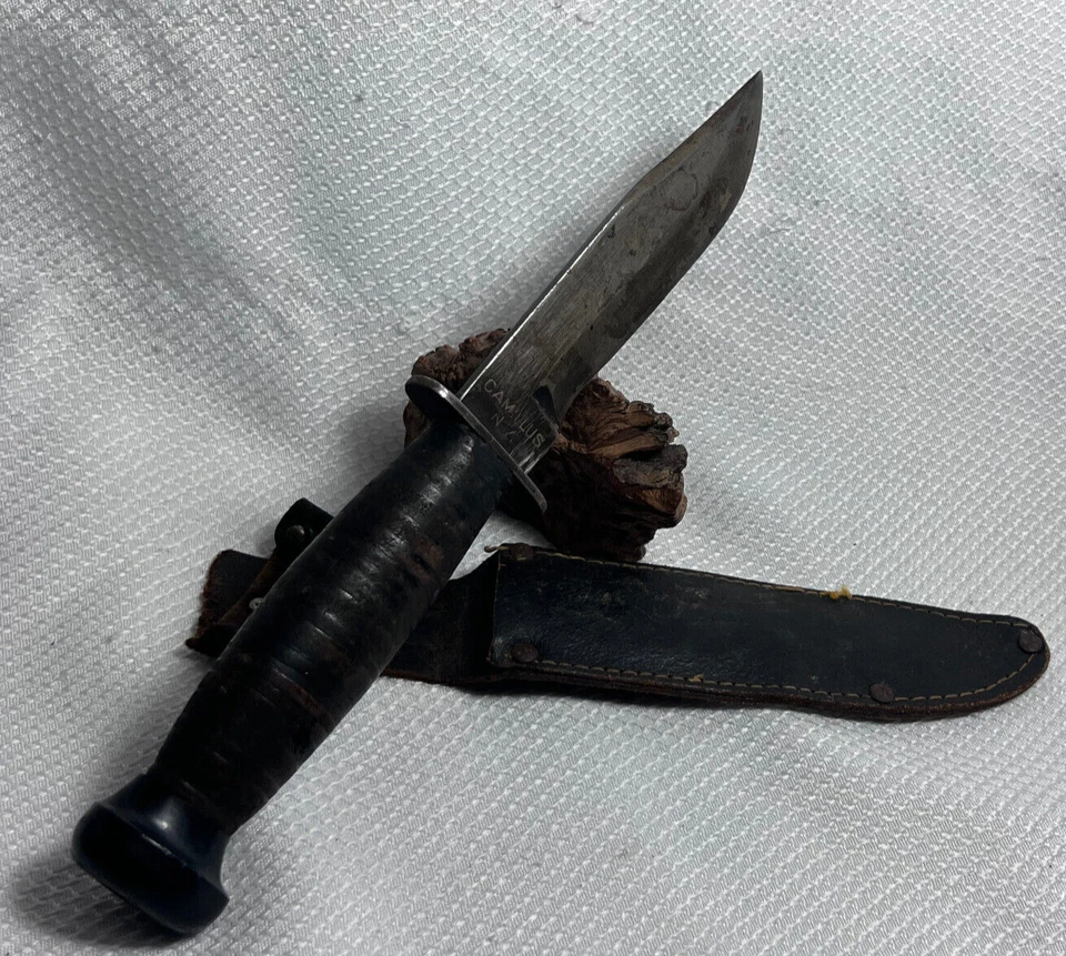 Cuchillo de hoja fija con mango de cuero apilado Camillus WW2 USN con funda *RESTAURAR* Foto 4 de 4