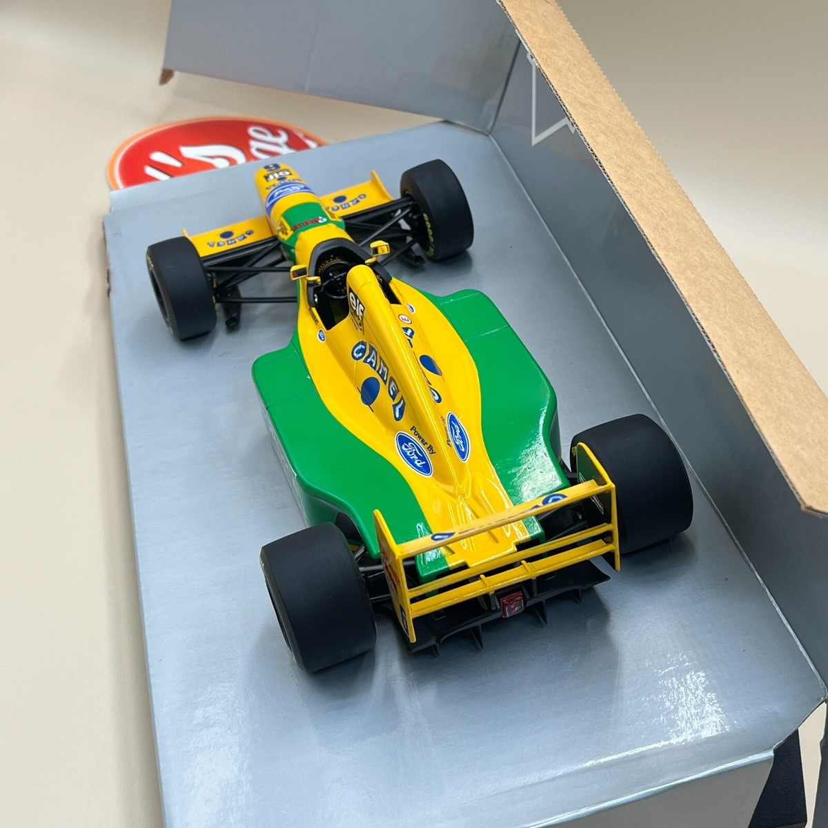 MINICHAMPS 1/18 Benetton Ford B193 Riccardo Patrese CAMEL