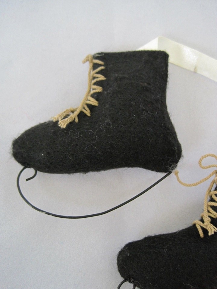 Christmas Tree Ornament Soft Felt Pair Black Skates 3" eBay
