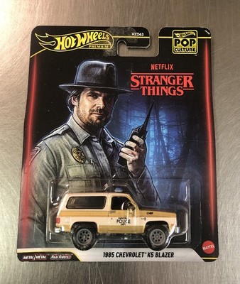 HOT WHEELS POP CULTURE NETFLIX STRANGER THINGS 1985 CHEVY K5 BLAZER DAMAGED