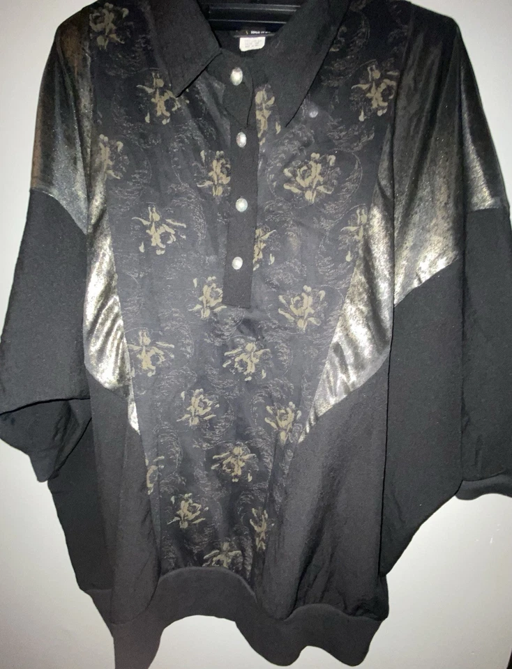 Vintage 80’s barroco, dorado metálico, look maximalista y glamoroso años 80’s, en tendencia superior Foto 3 de 4