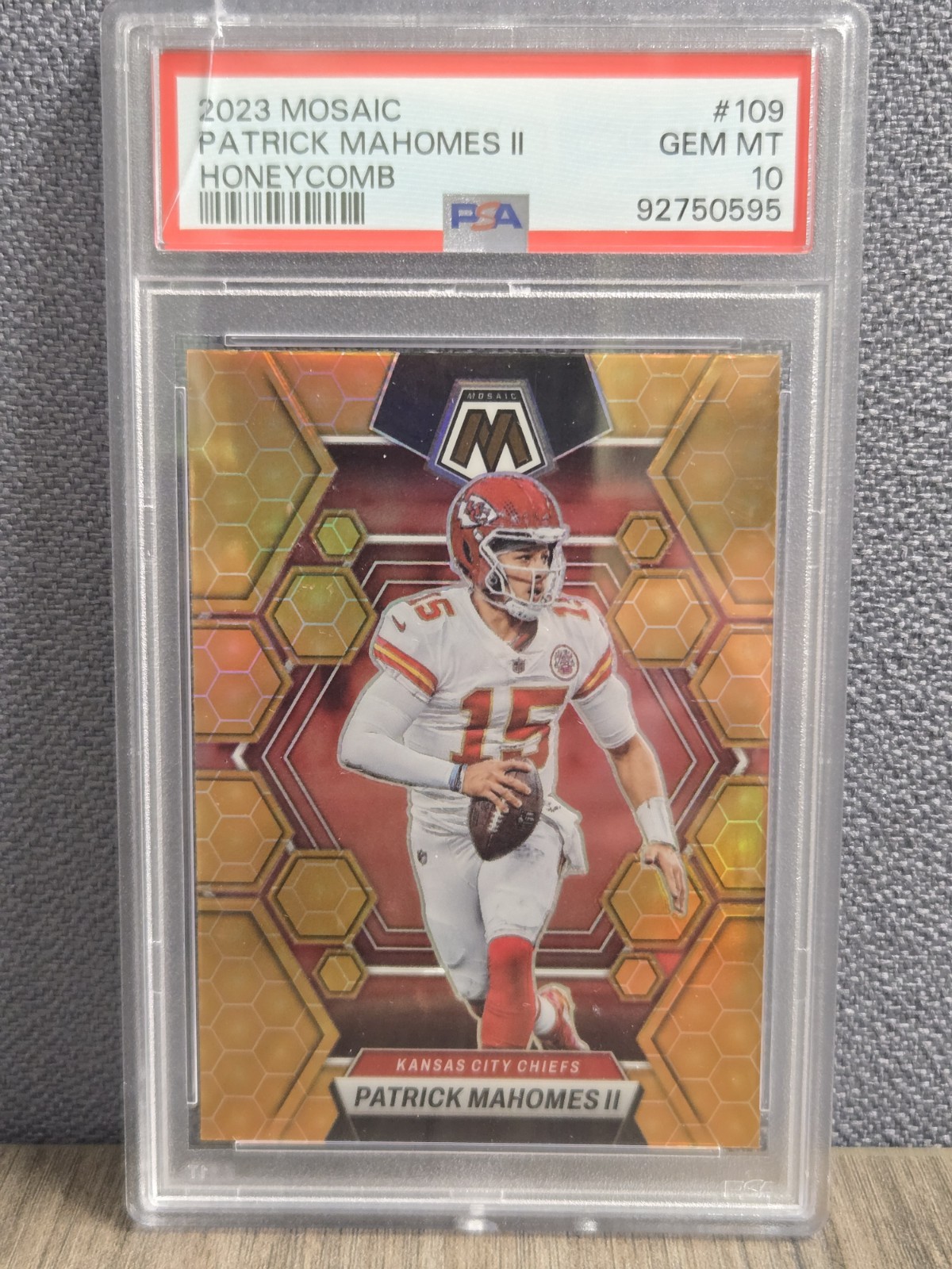 2023 Panini Mosaic - Patrick Mahomes II #109 Honeycomb Prizm