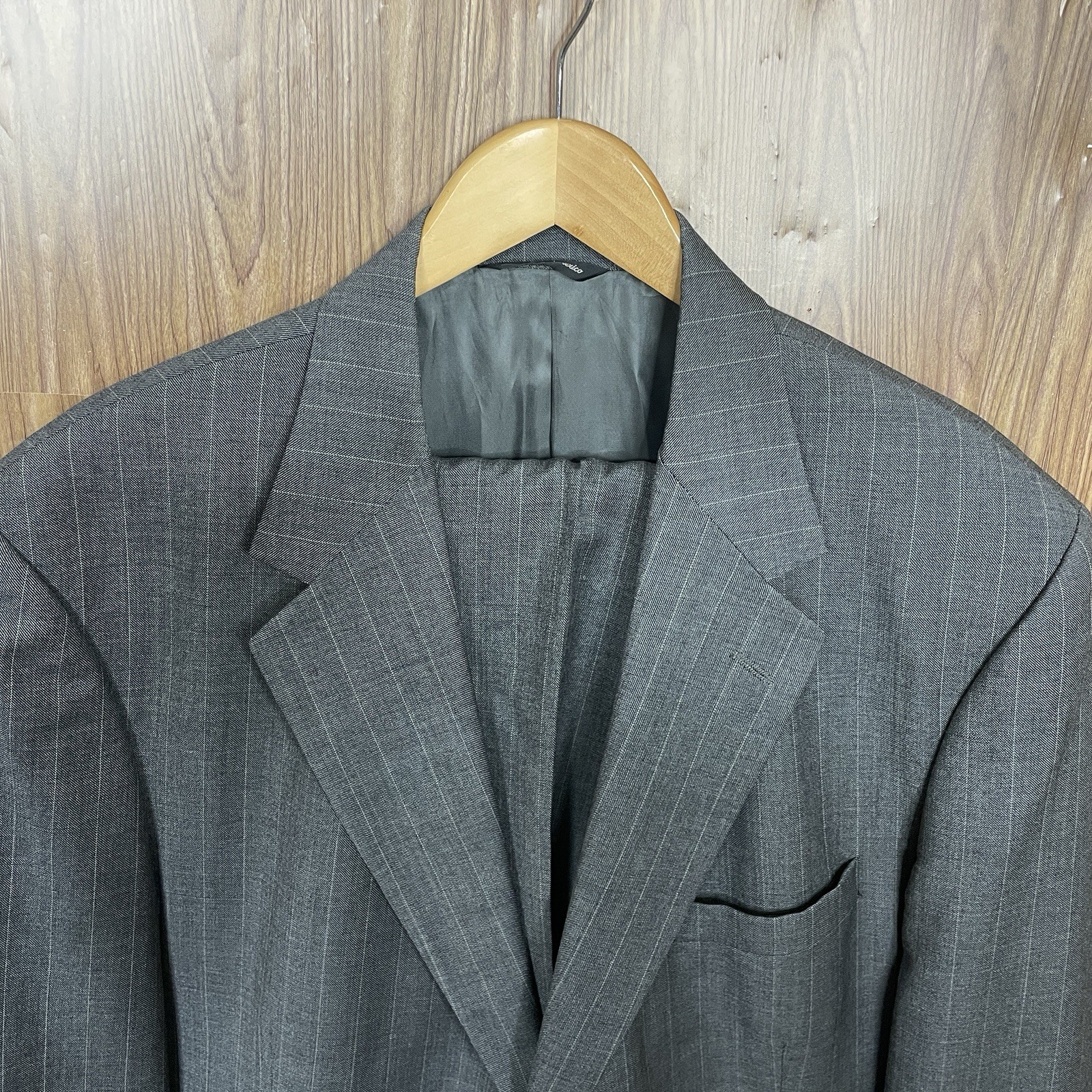 Perry Ellis 2 Piece Suit Mens 46L 40x32 Gray Striped 100% Wool Three Buttons
