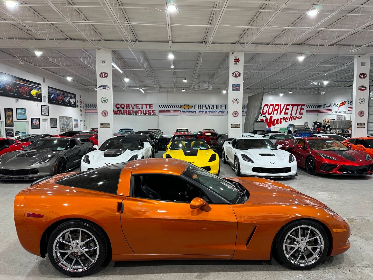 2008 [83U] Atomic Orange Metallic Chevrolet Corvette   | C6 Corvette Photo 7