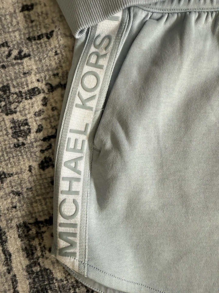 Pantalones Cortos Michael Kors Azul Claro Cintura Elástica Foto 3 de 3