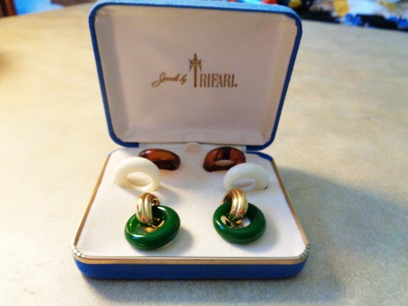 Vintage TRIFARI Clip On Acrylic Earrings, Original Box, White, Amber, ? Colors